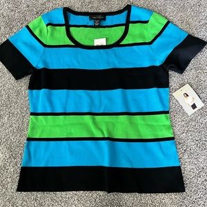 Cable and gauge short sleeve blouse